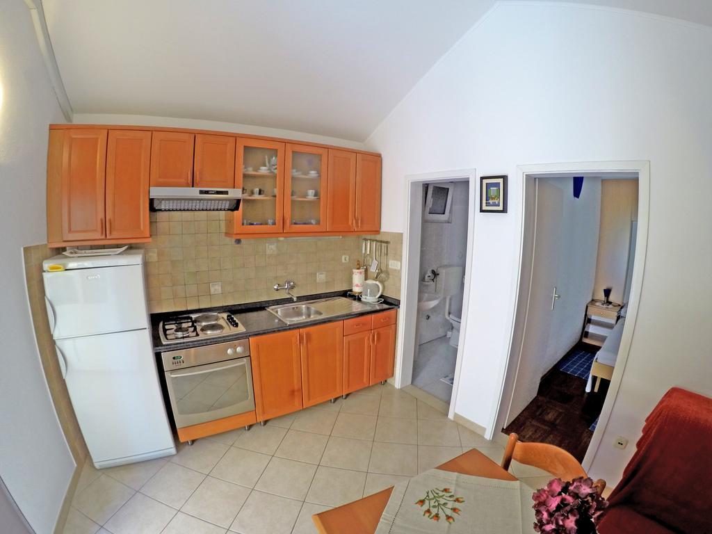Apartments Ivic Bol Extérieur photo